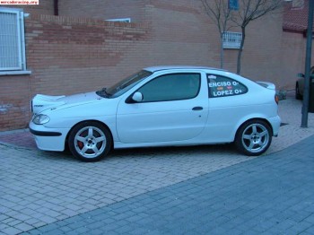 Megane rally, copa y documentada