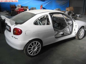 Renault megane kit car estrecho
