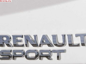 Se vende o se cambia renault clio sport