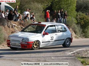 Se vende o se cambia clio williams 