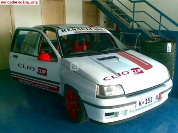 Renault clio 1.8 16v recien hecho