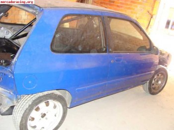 Se vende carroceria de clio por dejar proyecto 