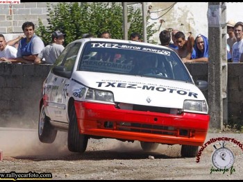 Ofertonnn !!!renaul clio slamom ((((900 €))))))