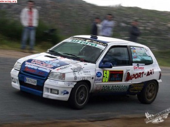 Vendo clio williams de rallyes