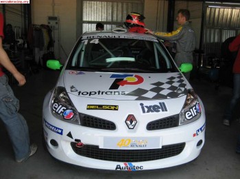 Vendo clio cup iii de circuitos.
