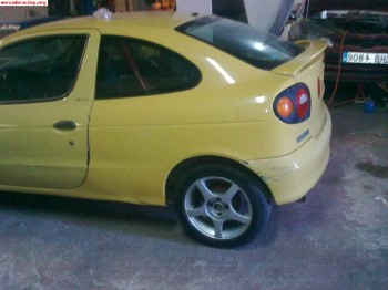 Megane 1.300 €
