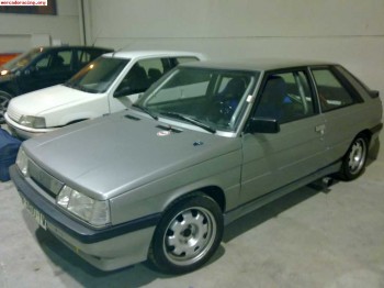 Se vede 11 turbo homologado para rallys!!!!! 