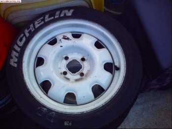 Vendo llantas clio
