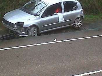 Vendo clio sport 172 siniestro 2000 euros