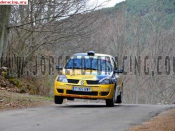 Renaul clio spor grn  9500€ 