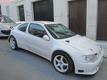Renault megane f2000
