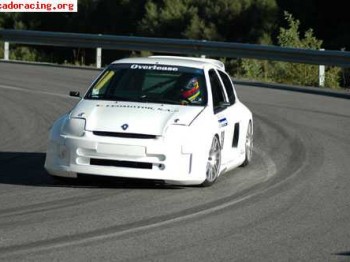 Cambio clio v6 trophy por coche gordo de calle