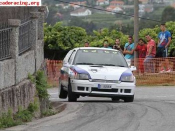 Se vende clio 16v / williams