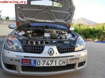 Clio f 2000