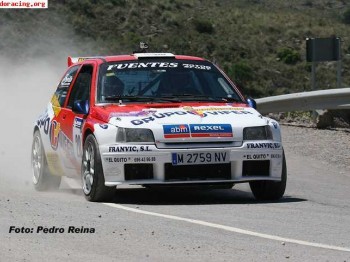 Clio maxi (se acepta coche alta gama)