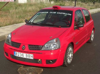 Se vende clio rs f2000
