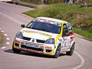 Renault clio f2000