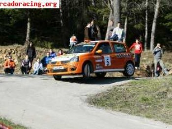 Camvio o vendo clio sport gn 