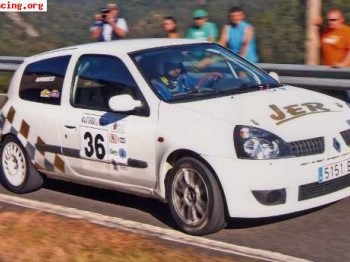 Se vende clio sport gr n