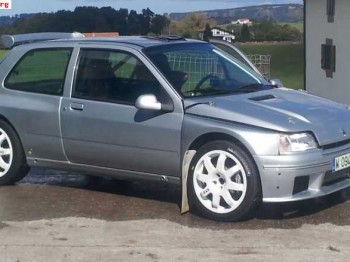 Clio maxi kit car