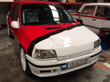 Agr competición vende o alquila clio williams