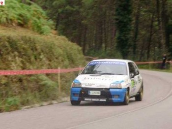 Se vende clio de carreras