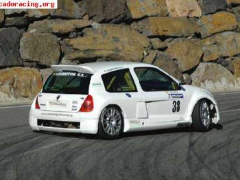 Clio v6 trophy 28000euros con mucho recambio