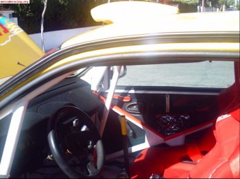 Vendo o alquilo clio sport f2000