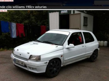 Se vende o se canvia clio 