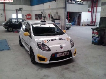 Se vende renault twingo r2