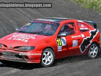 Se vende o se cambia megane 2.0 16v