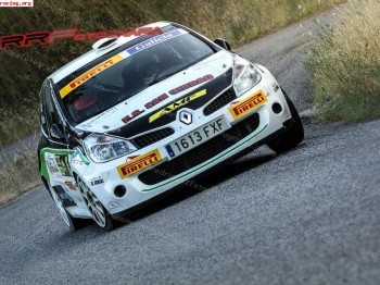  se vende renault clio r3 max (tope evolucion)