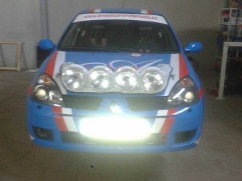 Clio sport de rallyes