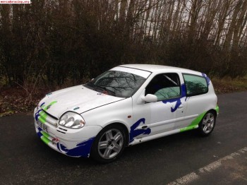 Se vende clio sport gr.n 8000e