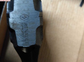 Se vende material de motor clio r3 max 250cv