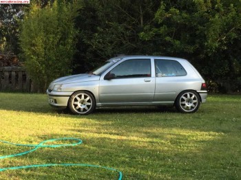 Renault clio williams listo para correr