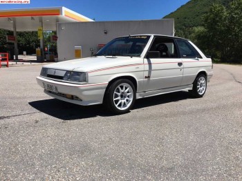 Renault 11 turbo se cambia por coche de rallys