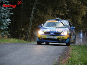 Se vende o cambia clio sport gr. n