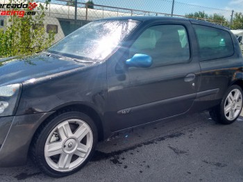 Clio sport 172cv documentado a falta de montar