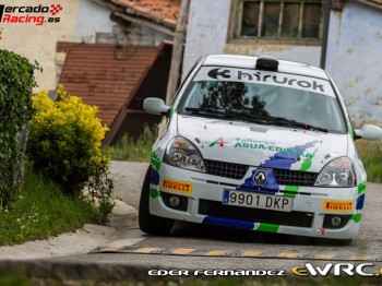Renault clio sport ragnotti f2000.