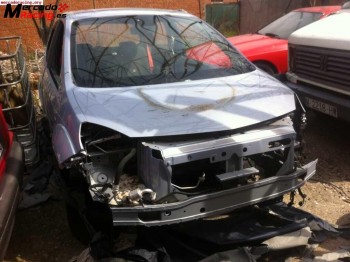 Carroceria no documentada renault twingo ii rs ( hasta fin d