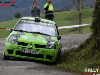 Se vende/cambia clio f2000 248cv