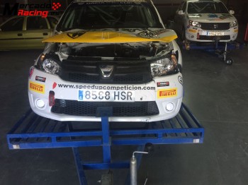 Dacia sandero de la copa 6000