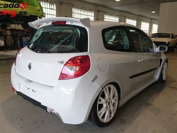 Se vende clio cup iii de circuito, muchisimo recambio 20.000