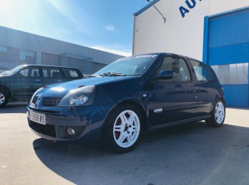 Renault clio sport de rallys