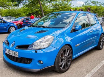Clio sport 3 motor de megane 280 cv