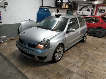 Renault clio sport