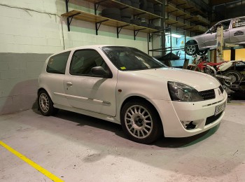 Renault clio sport 7500e