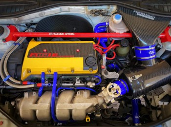 Clio 16v auténtico grupona