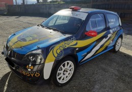Renault clio sport f2000
